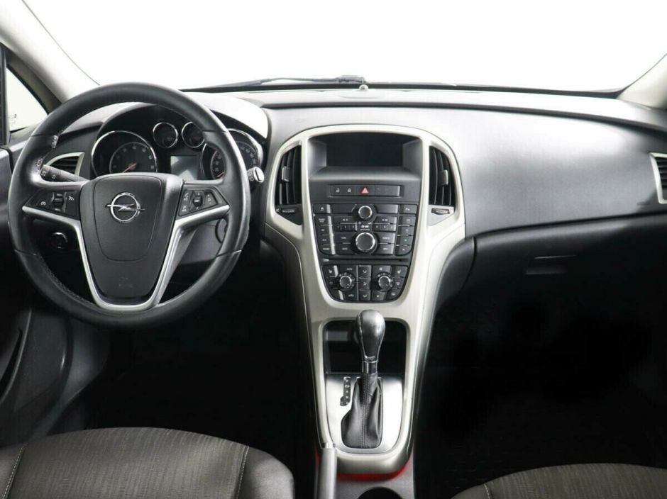 Opel Astra 1.6 АКПП, 2011, 149 000 км фото 6