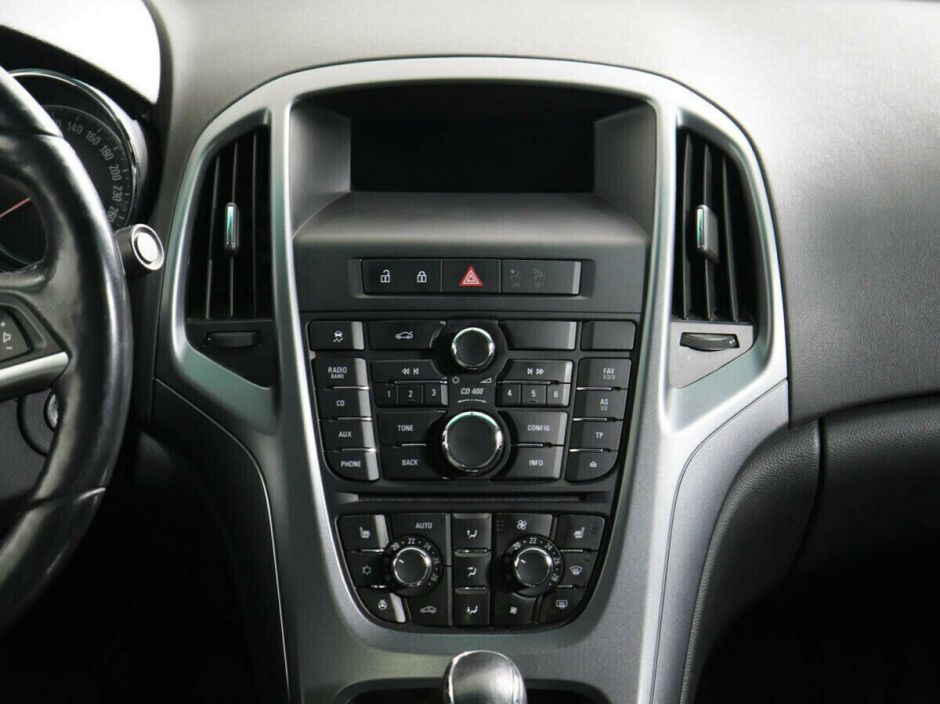 Opel Astra 1.6 АКПП, 2013, 132 000 км фото 7