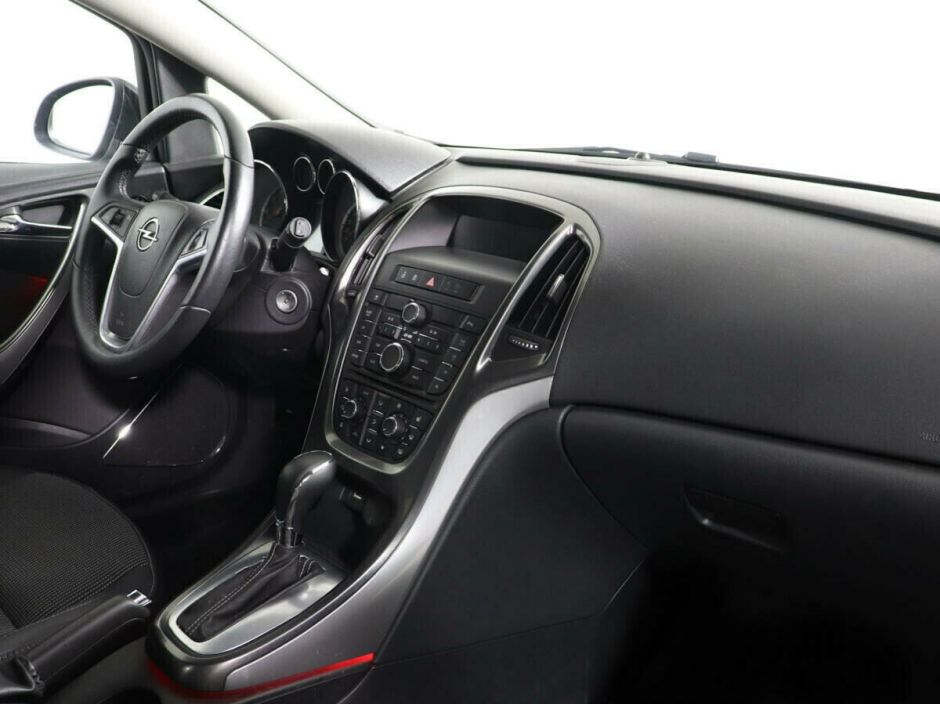 Opel Astra 1.6 АКПП, 2011, 144 000 км фото 5