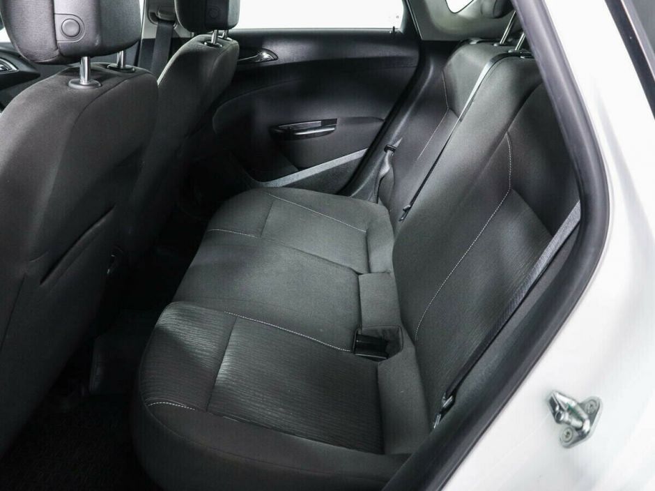 Opel Astra 1.6 АКПП, 2013, 131 000 км фото 8