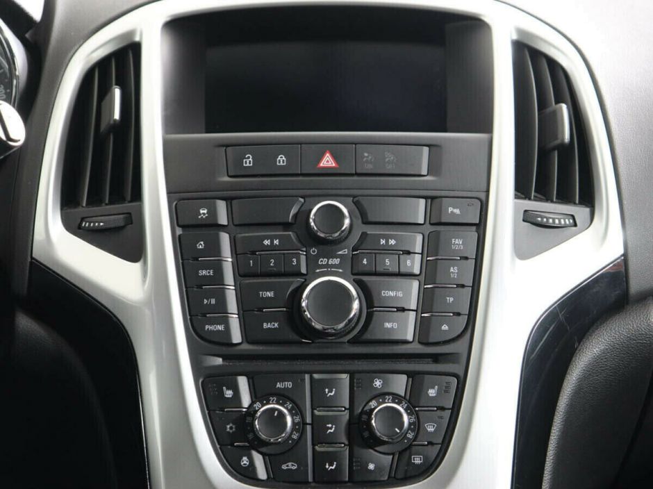 Opel Astra 1.4 АКПП, 2014, 108 000 км фото 8