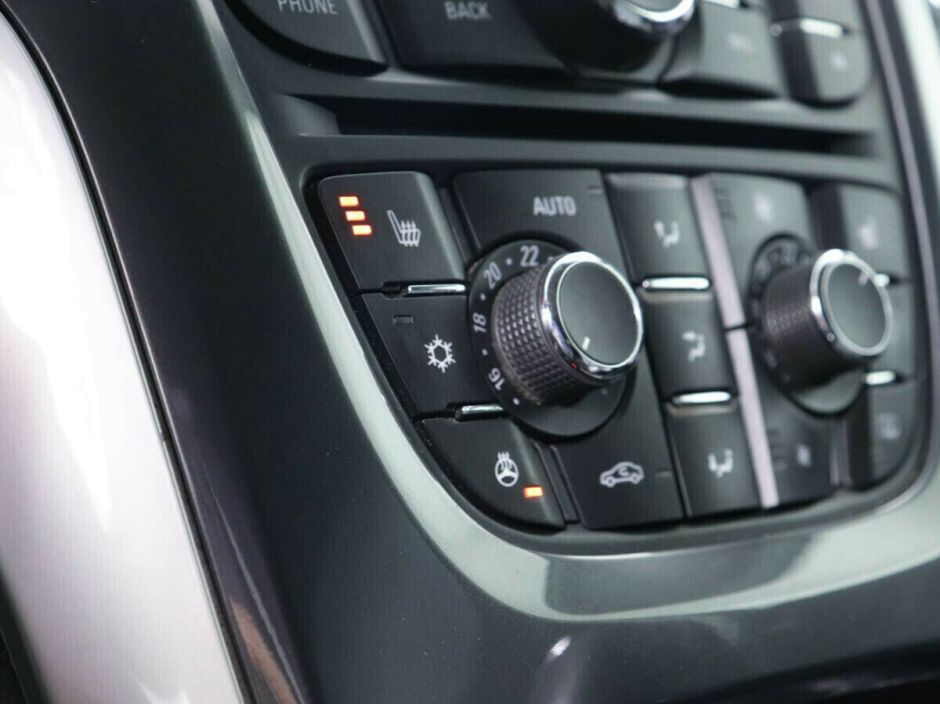 Opel Astra 1.6 АКПП, 2014, 117 000 км фото 8