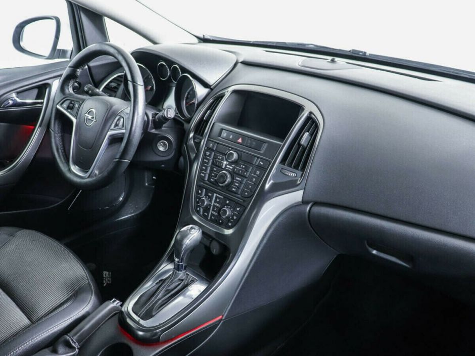Opel Astra 1.4 АКПП, 2012, 131 000 км фото 6