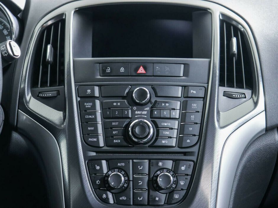 Opel Astra 1.4 АКПП, 2012, 131 000 км фото 8