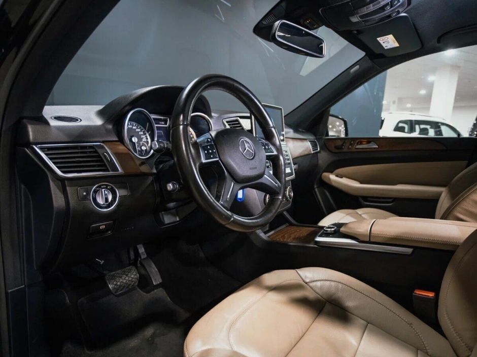 Mercedes-Benz M-Класс 3.5 АКПП, 2014, 120 000 км фото 3