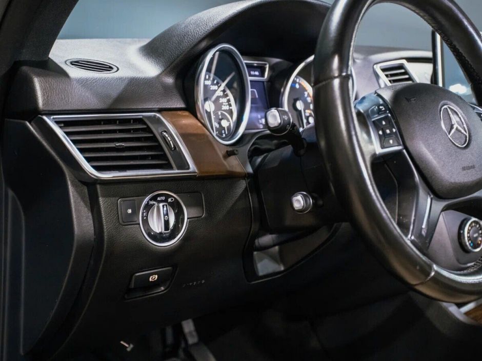 Mercedes-Benz M-Класс 3.5 АКПП, 2014, 120 000 км фото 5