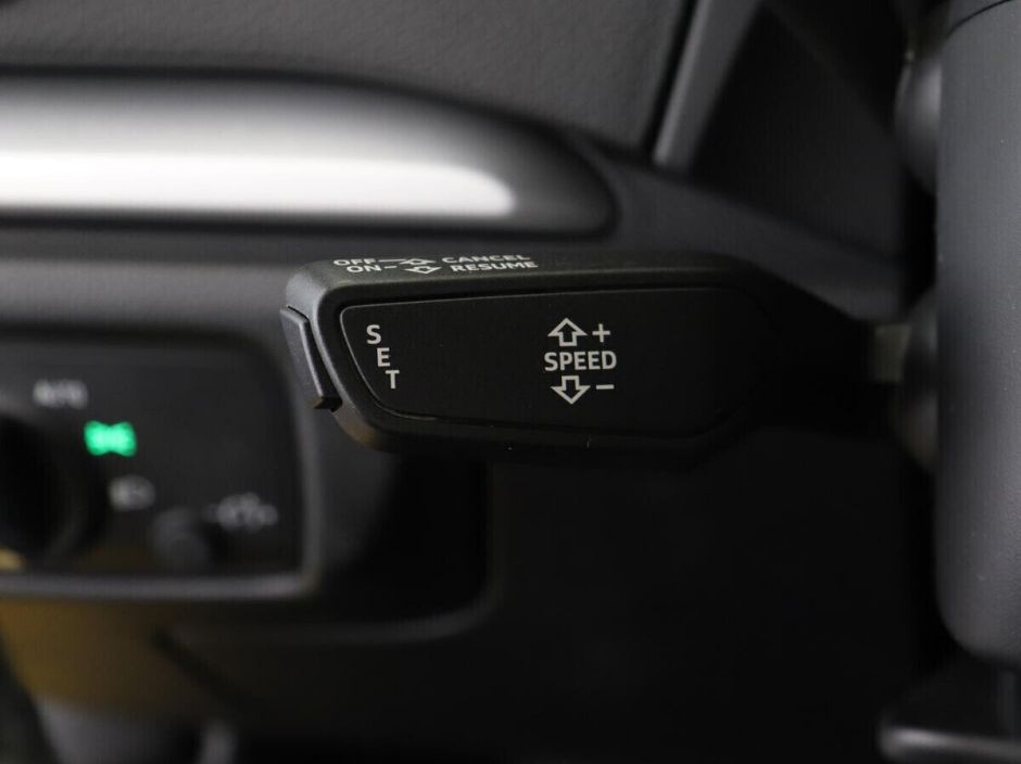 Audi A3 1.5 РКПП, 2019, 57 000 км фото 10