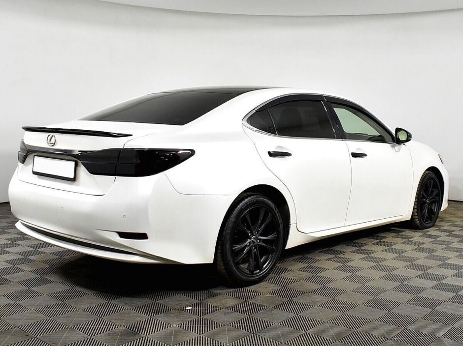 Lexus ES 2.0 АКПП, 2015, 100 000 км фото 2
