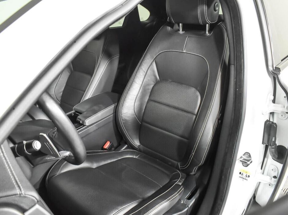 Jaguar XF 2.0 АКПП, 2017, 86 000 км фото 5