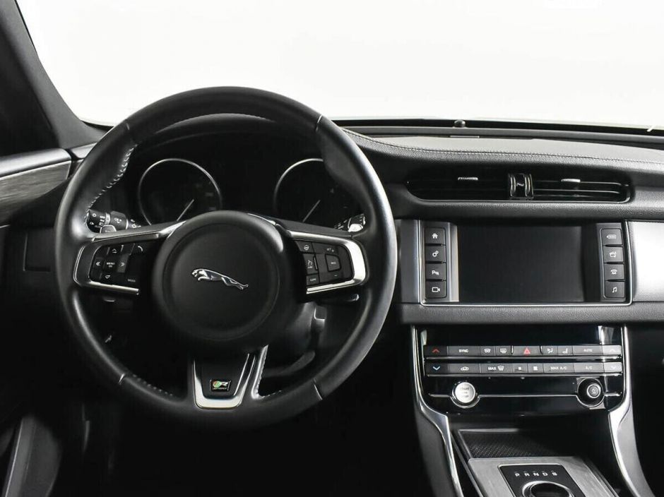 Jaguar XF 2.0 АКПП, 2017, 86 000 км фото 10