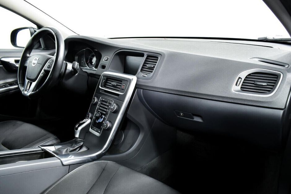 Volvo S60 1.5 АКПП, 2017, 73 000 км фото 8