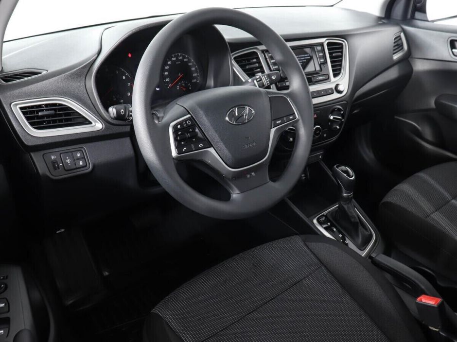 Hyundai Solaris 1.6 АКПП, 2022, 17 000 км фото 5