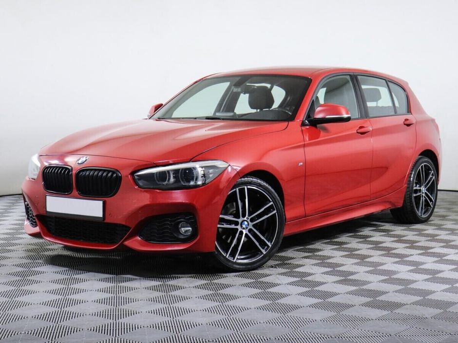 BMW 1 серии 1.5 АКПП, 2019, 47 000 км фото 1