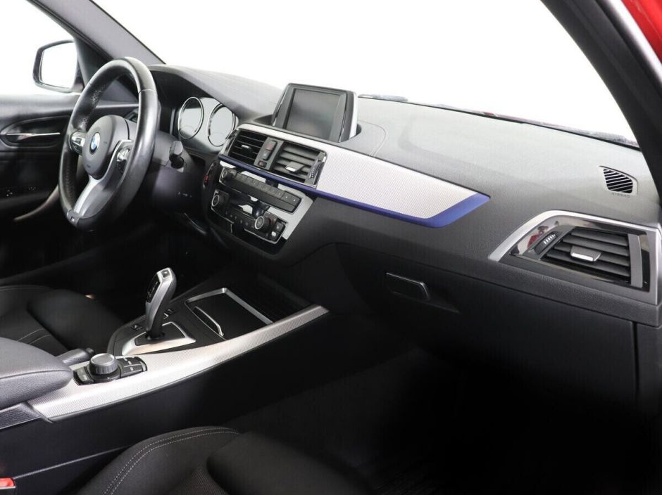 BMW 1 серии 1.5 АКПП, 2019, 47 000 км фото 8