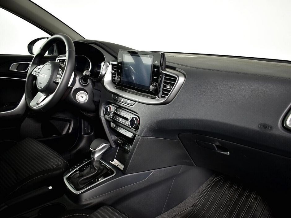 Kia Ceed 1.6 АКПП, 2021, 24 000 км фото 8