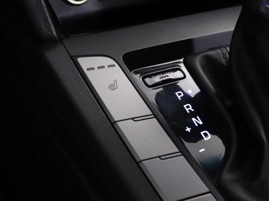 Hyundai Elantra 1.6 АКПП, 2016, 84 000 км фото 8