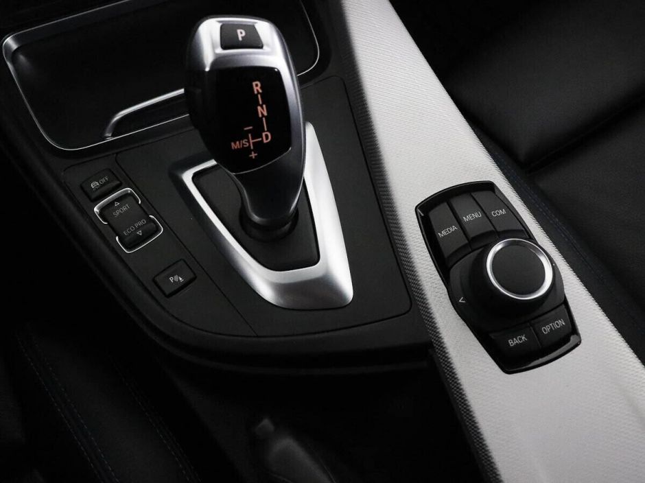 BMW 3 серии 2.0 АКПП, 2018, 68 000 км фото 9