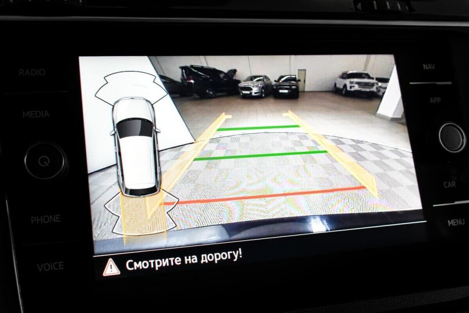 Volkswagen Tiguan 1.5 РКПП, 2018, 61 000 км фото 6