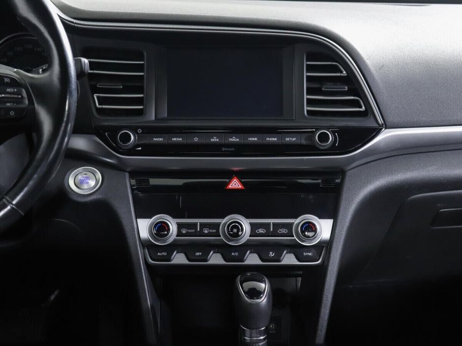 Hyundai Elantra 2.0 АКПП, 2019, 47 000 км фото 8