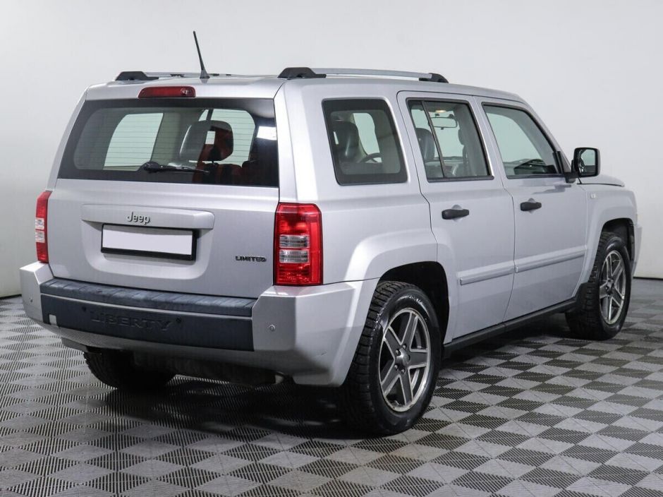 Jeep Liberty (Patriot) 2.4 CVT, 2008, 186 000 км фото 2