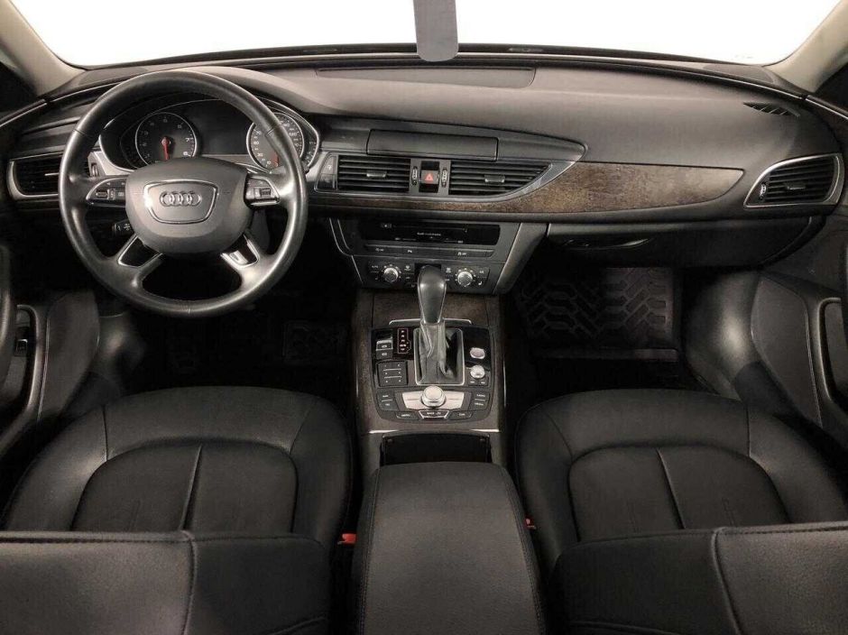 Audi A6 1.8 РКПП, 2017, 81 000 км фото 11