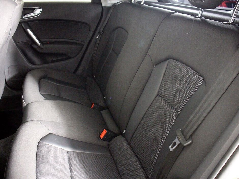 Audi A1 1.4 РКПП, 2011, 158 000 км фото 9