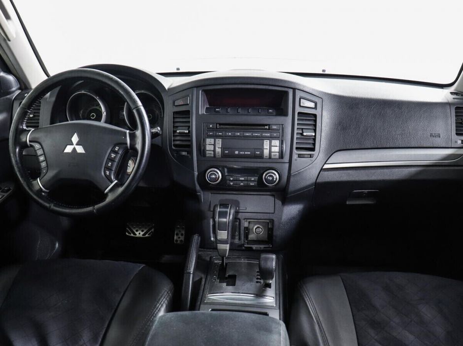 Mitsubishi Pajero 2.5 АКПП, 2006, 206 000 км фото 8