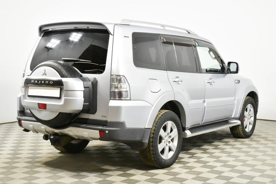 Mitsubishi Pajero 3.2 АКПП, 2007, 203 000 км фото 2