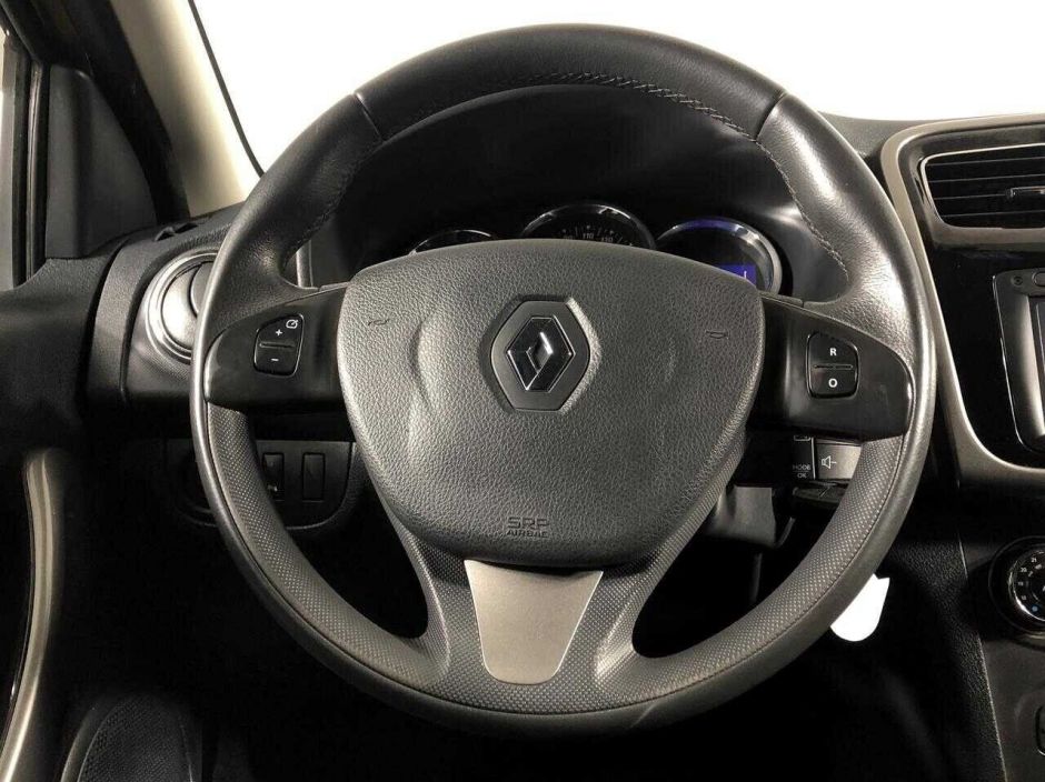 Renault Sandero 1.6 АКПП, 2016, 97 000 км фото 7