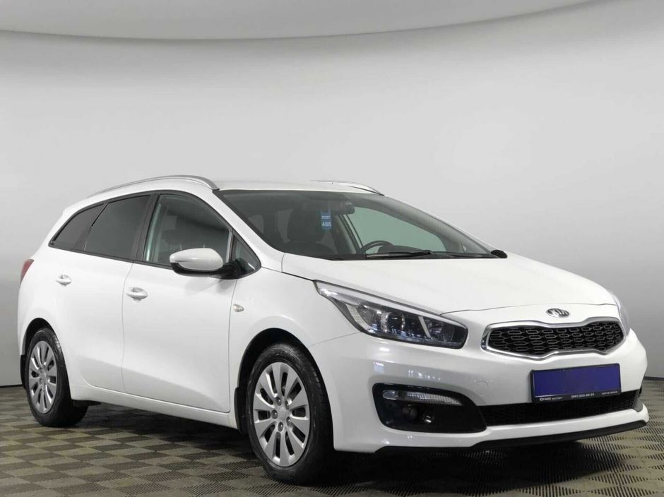 Kia Ceed 1.6 АКПП, 2018, 68 000 км фото 3
