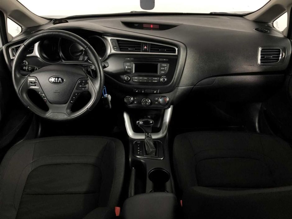 Kia Ceed 1.6 АКПП, 2017, 85 000 км фото 7