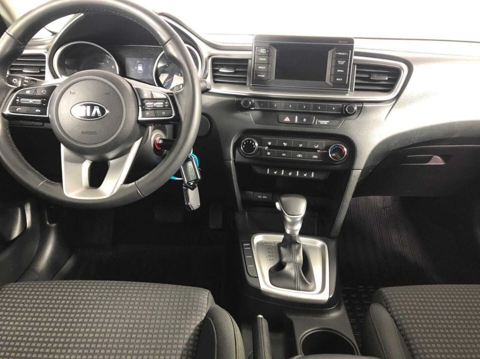 Kia Ceed 1.6 АКПП, 2019, 62 000 км фото 9