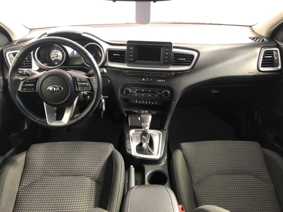 Kia Ceed 1.6 АКПП, 2018, 63 000 км фото 4