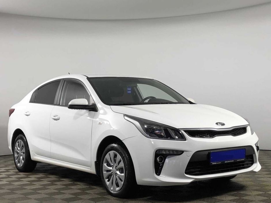 Kia Rio 1.6 АКПП, 2019, 50 000 км фото 3