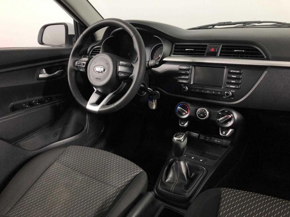 Kia Rio 1.6 МКПП, 2019, 55 000 км фото 10