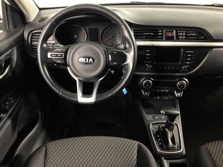 Kia Rio 1.6 АКПП, 2019, 50 000 км фото 5