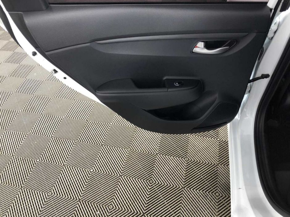 Kia Rio 1.6 АКПП, 2019, 50 000 км фото 11