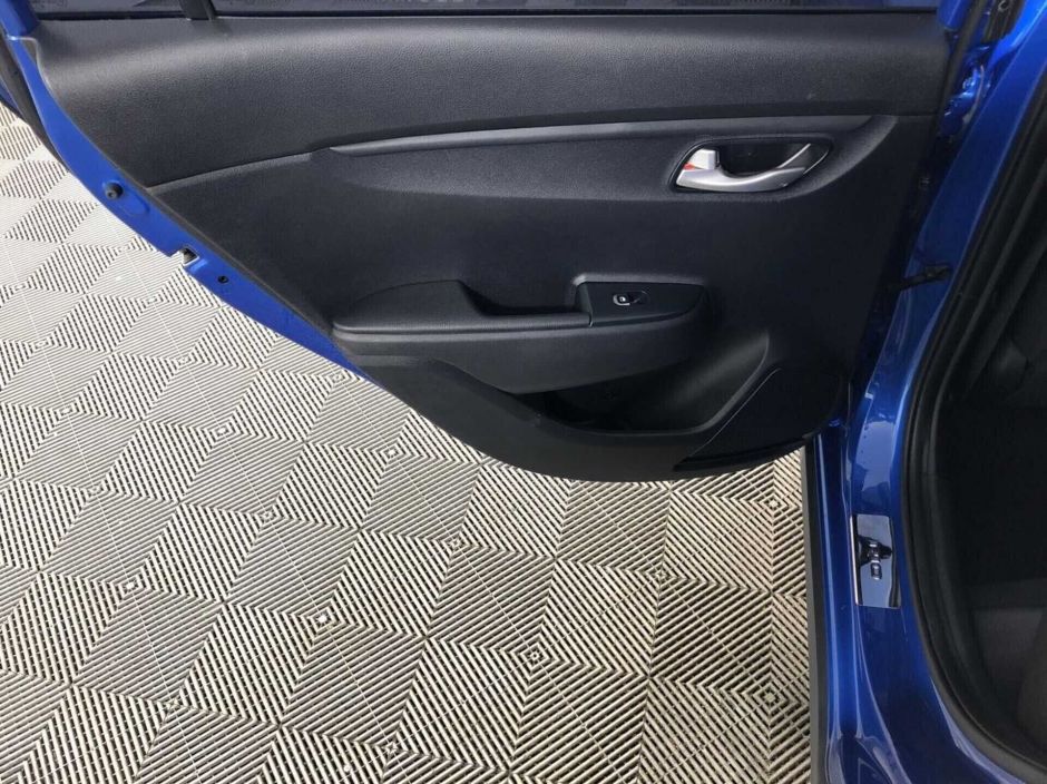 Kia Rio 1.6 АКПП, 2018, 67 000 км фото 13