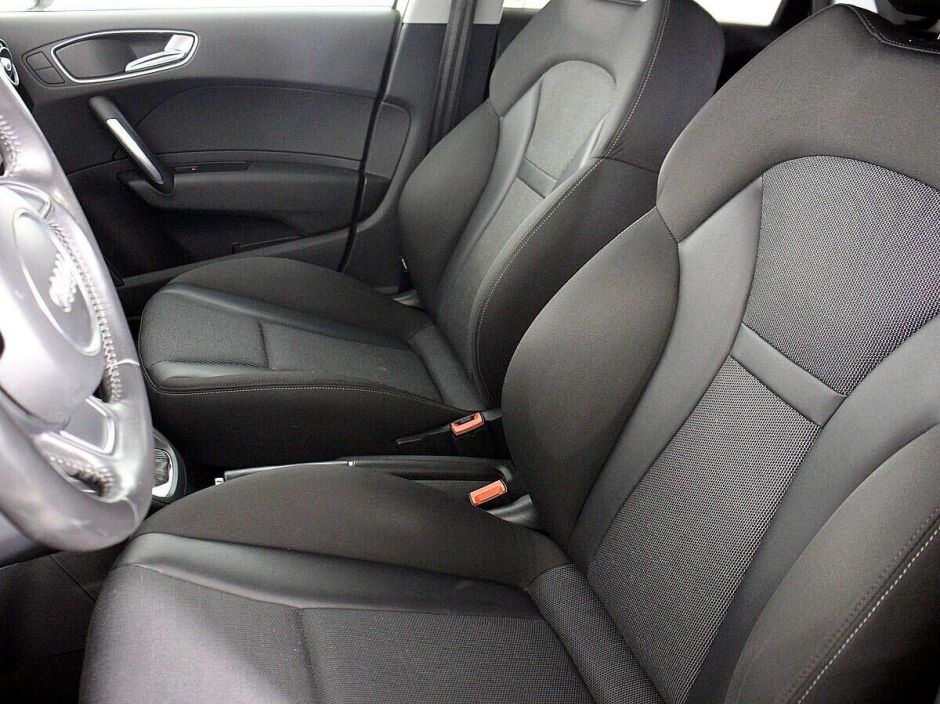 Audi A1 1.4 РКПП, 2012, 136 000 км фото 5