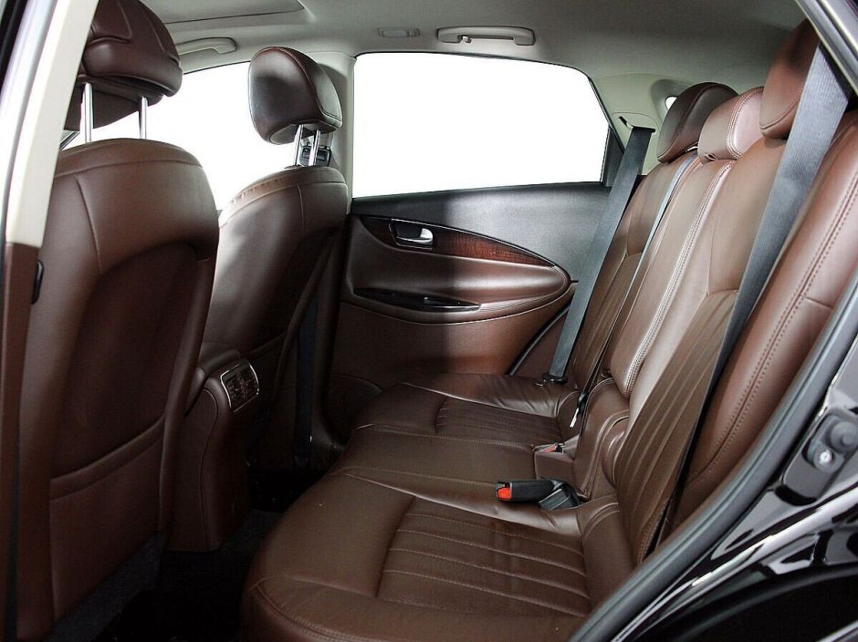Infiniti QX50 2.5 АКПП, 2015, 97 000 км фото 8
