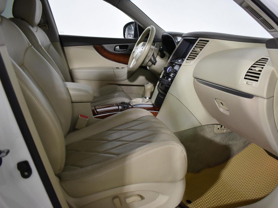 Infiniti QX70 3.0 АКПП, 2014, 112 000 км фото 6