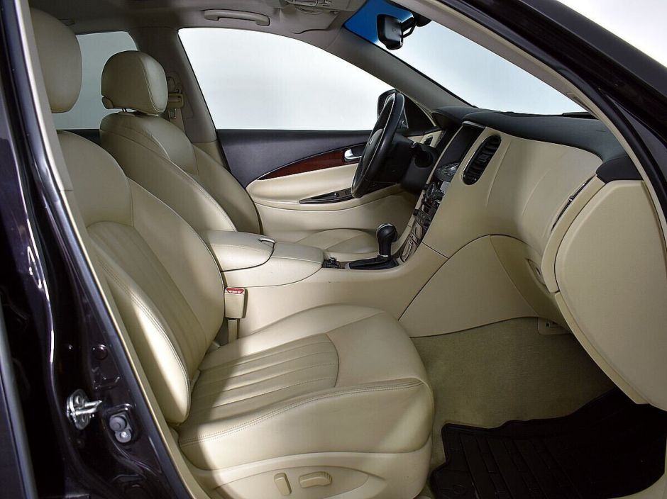 Infiniti QX50 2.5 АКПП, 2017, 85 000 км фото 9