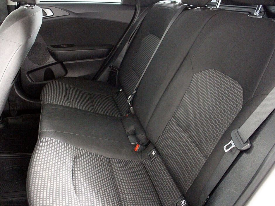 Kia Ceed 1.6 АКПП, 2019, 60 000 км фото 8