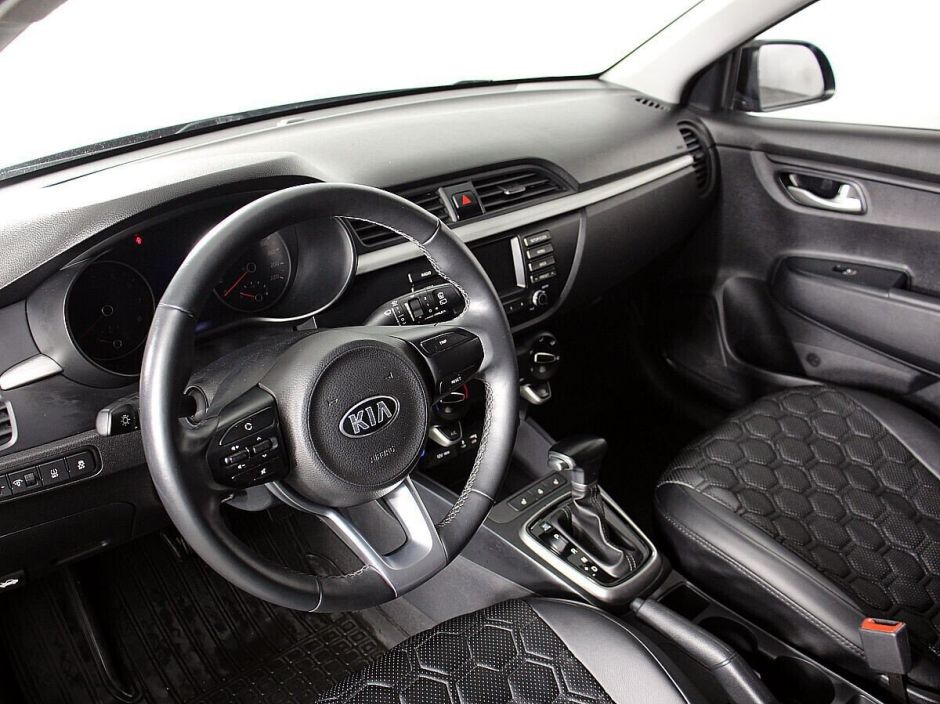 Kia Rio 1.6 АКПП, 2019, 48 000 км фото 4