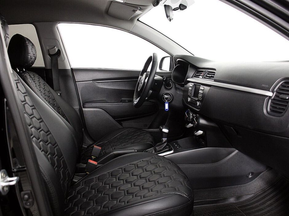 Kia Rio 1.6 АКПП, 2019, 48 000 км фото 8