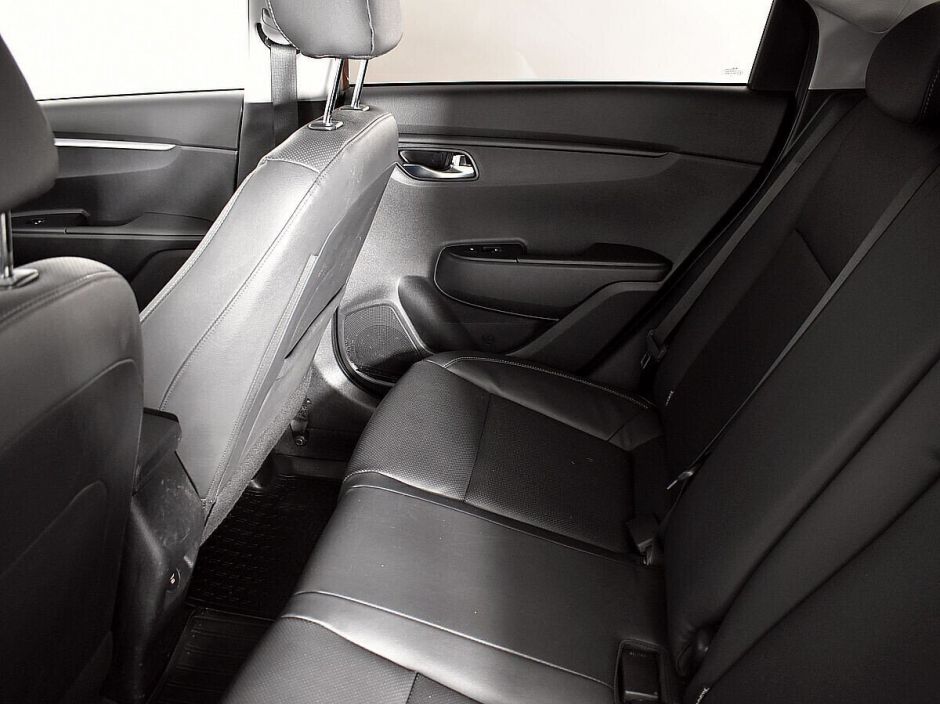 Kia Rio 1.6 АКПП, 2021, 29 000 км фото 8