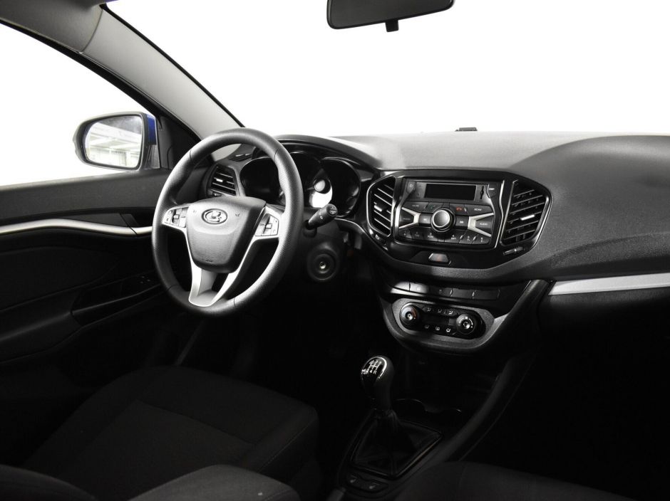 LADA (ВАЗ) Vesta 1.6 МКПП, 2021, 33 000 км фото 6