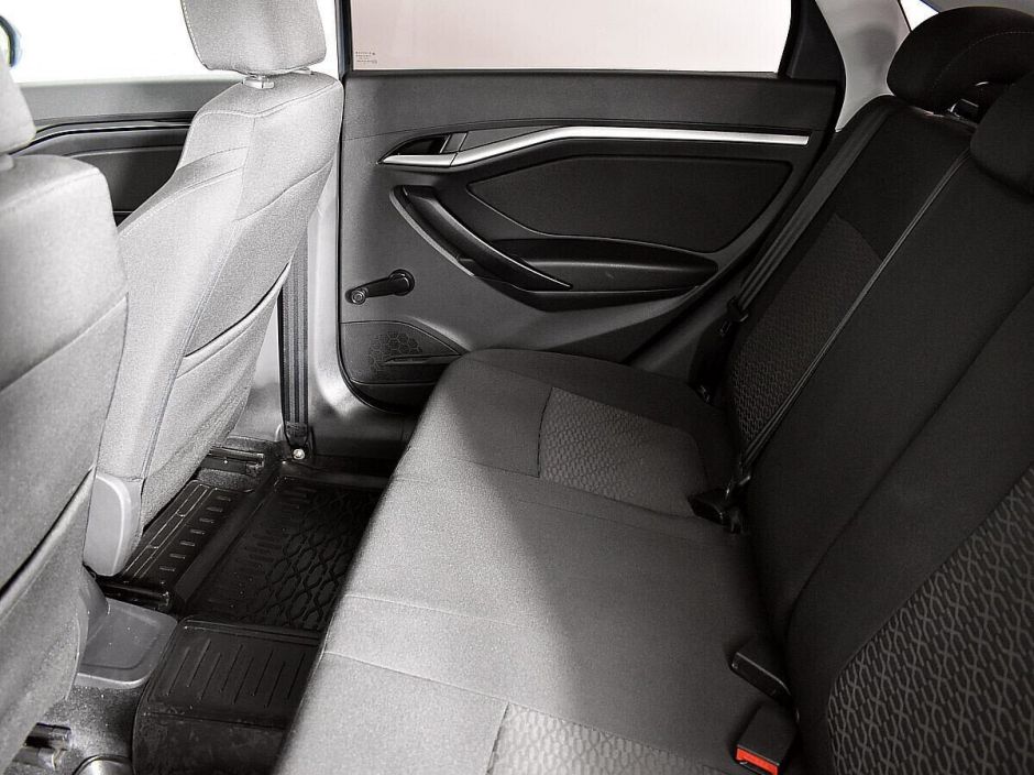 LADA (ВАЗ) Vesta 1.6 РКПП, 2017, 82 000 км фото 8