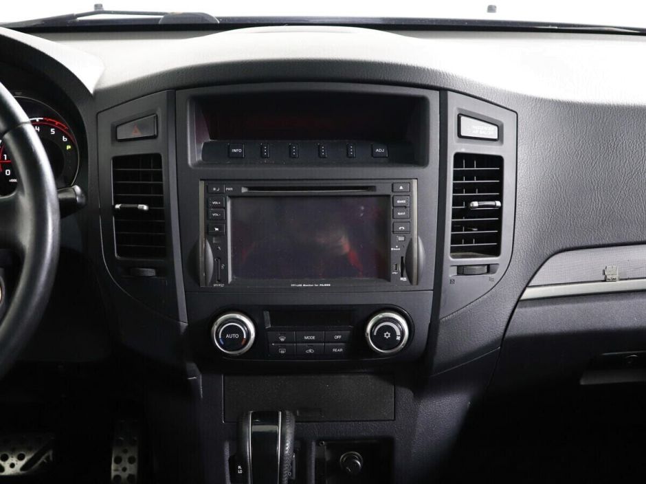 Mitsubishi Pajero 3.2 АКПП, 2011, 144 000 км фото 7