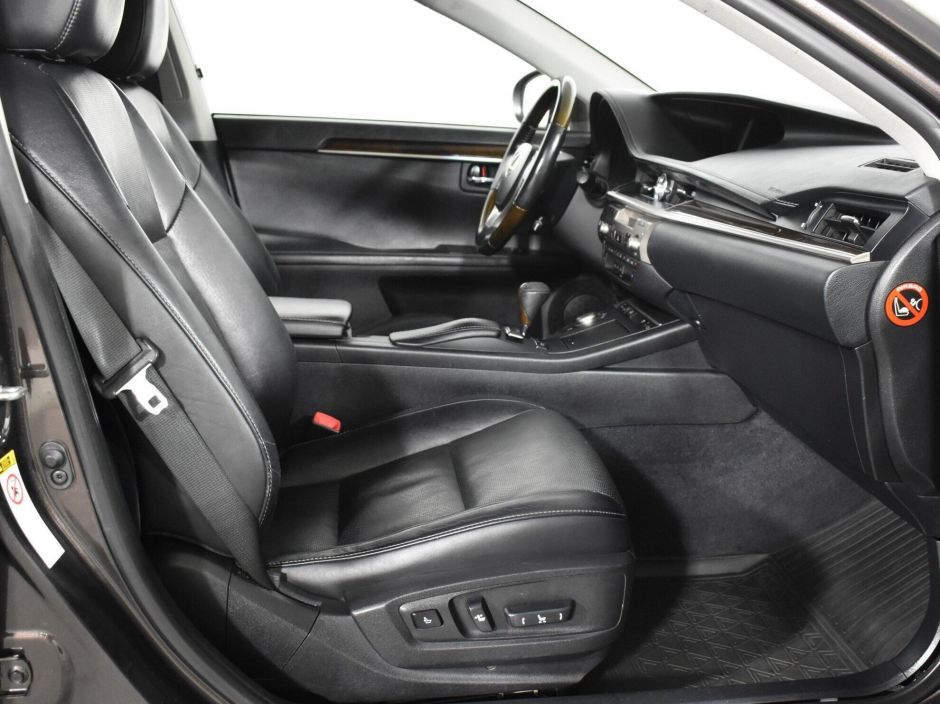 Lexus ES 2.5 АКПП, 2014, 112 000 км фото 8